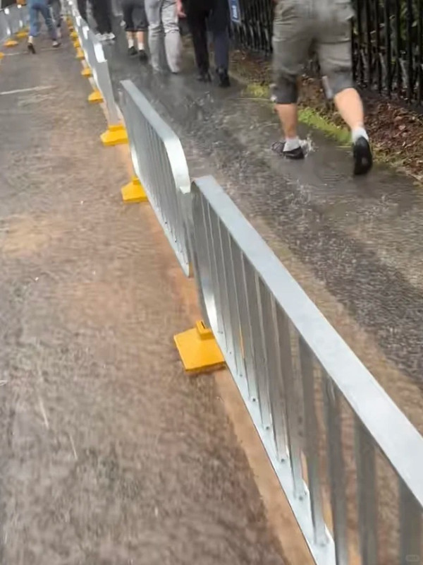 北上天氣｜深圳全市進入暴雨防禦狀態 網民分享雨勢「災情」
