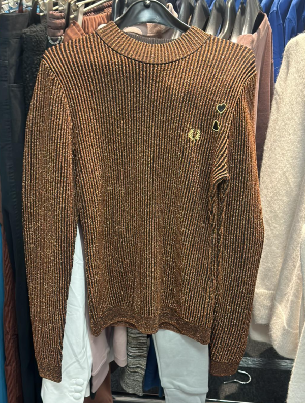 銅鑼灣 i.t 開倉優惠低至3折！買2件折上折！超抵價買Fred Perry/b+ab/Aape/MLB！