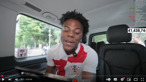 IShowSpeed華為真愛粉確認？直播興奮show出華為三摺機 活用機身設計時刻與觀眾互動