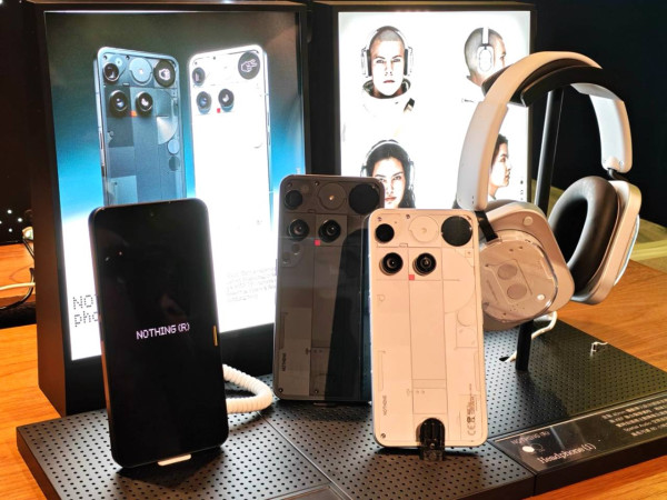 新機登場｜Nothing Phone (3) 香港登場 $6,399 起 旗艦級AI手機搭載創新Glyph Matrix 同步推出KEF聯名Headphone (1) 進軍罩耳式音頻領域