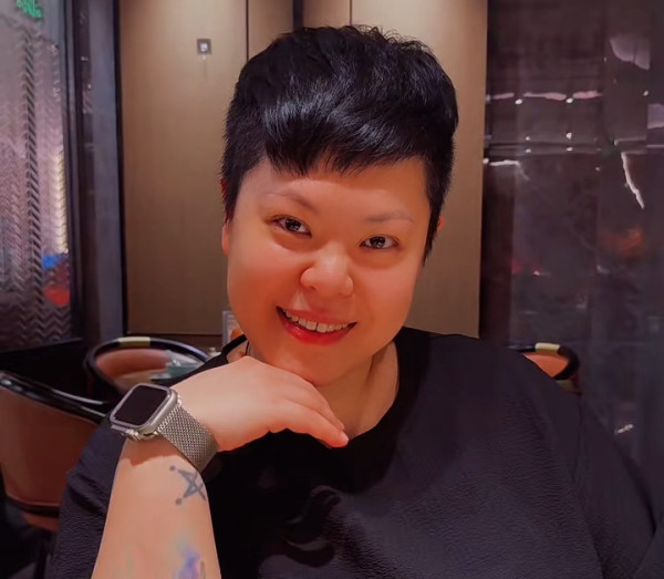 「我最喜愛的女歌手」敗走香港後身形極限暴脹 近況曝光曾陷入邪教風波消失幕前