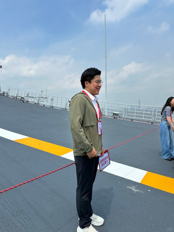 霍啟剛溫柔寵愛郭晶晶，圖片來源︰小紅書@戰腎IgA。