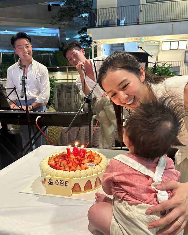 麥明詩盛勁為仔仔百日宴絕密片段曝光 一行為被質疑對BB意外造成傷害？