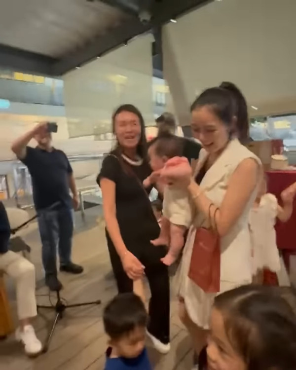 麥明詩囝囝暴風成長餅印近照曝光！未夠半歲有一舉動被指已遺傳10A強大基因