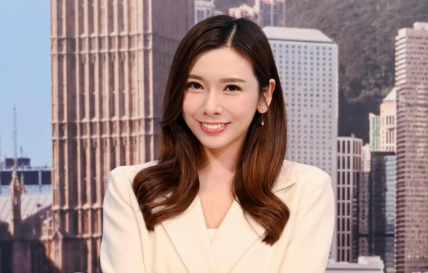 前TVB靚女主播晒14年前中學grad din舊照 外貌變化震驚網民：認真的嗎？