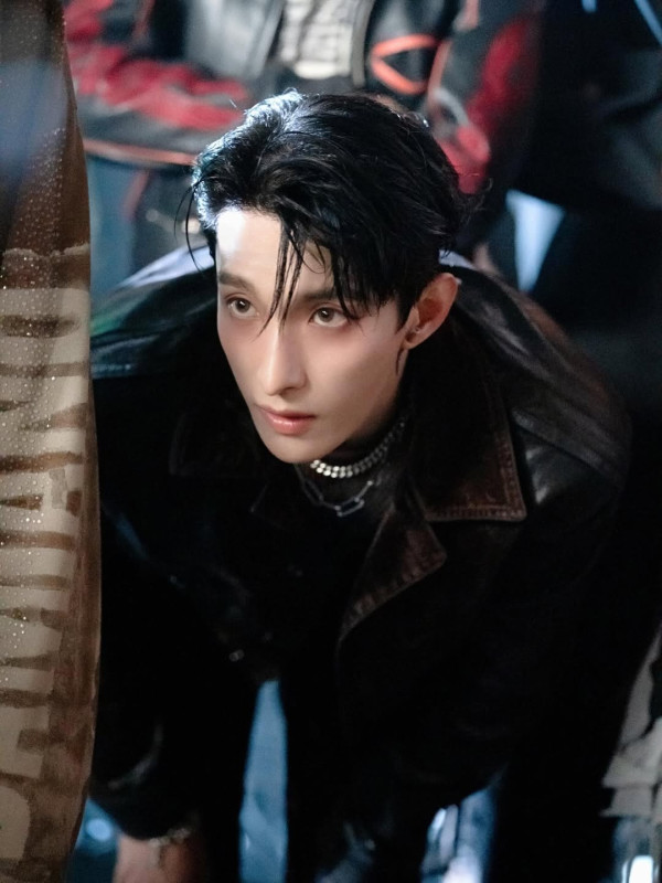 INFP男生的性格特質及愛情觀（圖片來源：IG@dk_is_dokyeom)