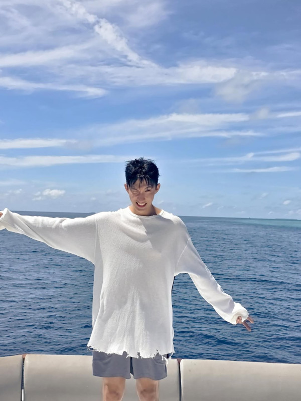 INFP男生的性格特質及愛情觀（圖片來源：IG@dk_is_dokyeom)