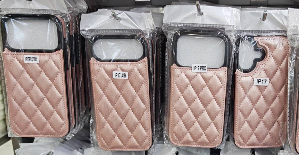 華強北直擊｜iPhone 17 四款機型機殼、保護貼熱賣！超薄 iPhone Air 真的要來了？