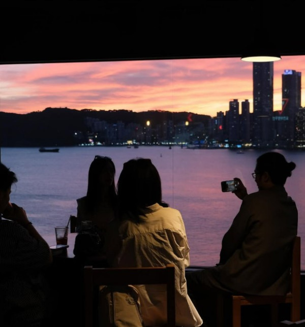 【韓國釜山】白淺灘文化村一日遊 絕美海岸咖啡廳／海景足浴、附交通攻略 