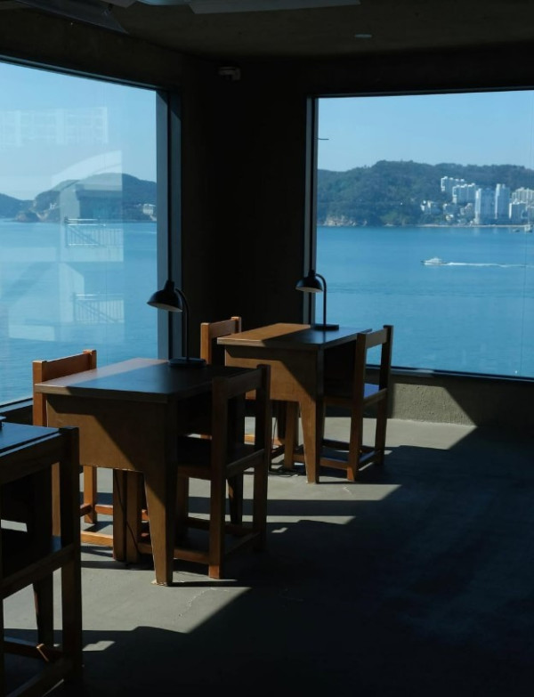 【韓國釜山】白淺灘文化村一日遊 絕美海岸咖啡廳／海景足浴、附交通攻略 