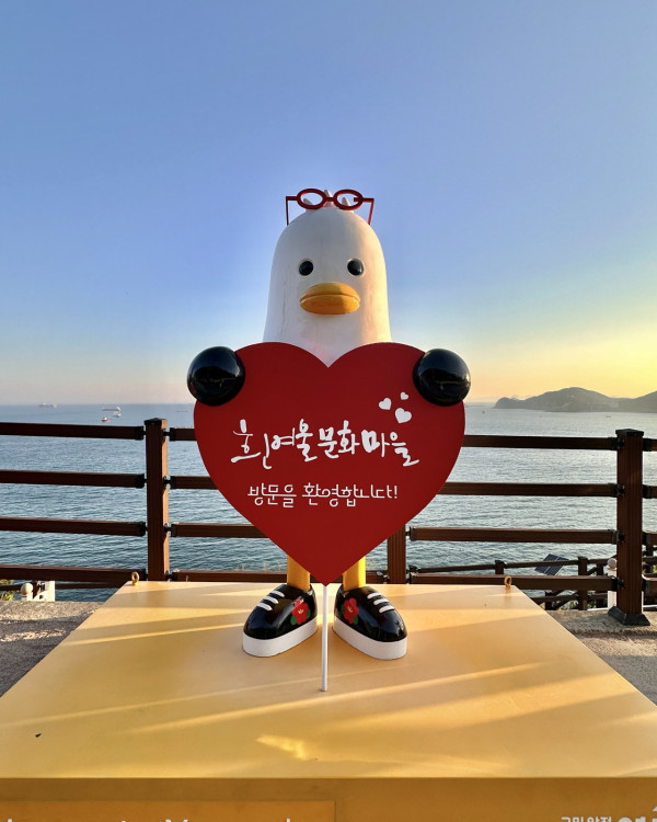 【韓國釜山】白淺灘文化村一日遊 絕美海岸咖啡廳／海景足浴、附交通攻略 