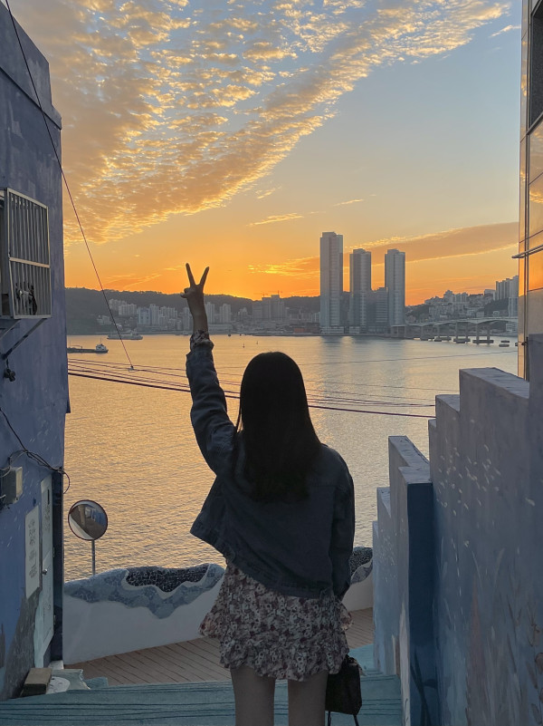 【韓國釜山】白淺灘文化村一日遊 絕美海岸咖啡廳／海景足浴、附交通攻略 