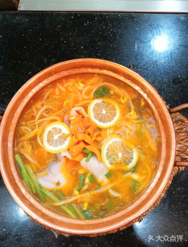 圖片來源:大眾點評@云南哈尼米线(东门店) 圖片來源:大眾點評@云南哈尼米线(东门店)