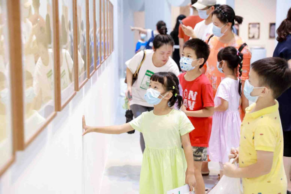 深圳華僑城創意文化園(圖片來源:華僑城創意文化園官網) 深圳華僑城創意文化園(圖片來源:華僑城創意文化園官網)