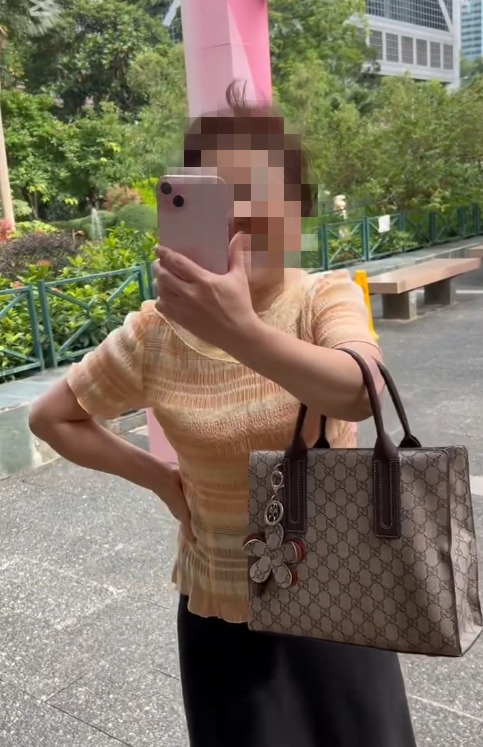內地大媽中環高調拉客上山頂！途人制止遭怒喝1動作惹議：捉緊小精靈？