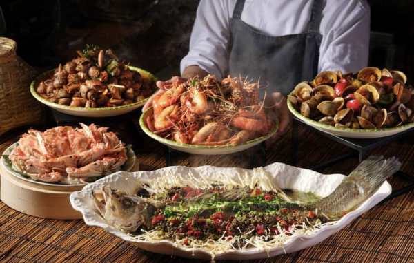 港島香格里拉酒店自助餐買二送一！任食3.5小時 嘆清蒸龍蝦 / 鮑汁煨花膠 / 冬蔭功煮螺 / 茅台醉蝦