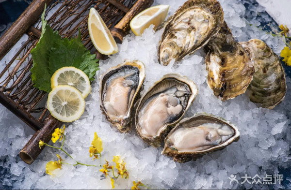 圖片來源：大眾點評@铭门盛宴·艺术海鲜姿造(福田黑金店)