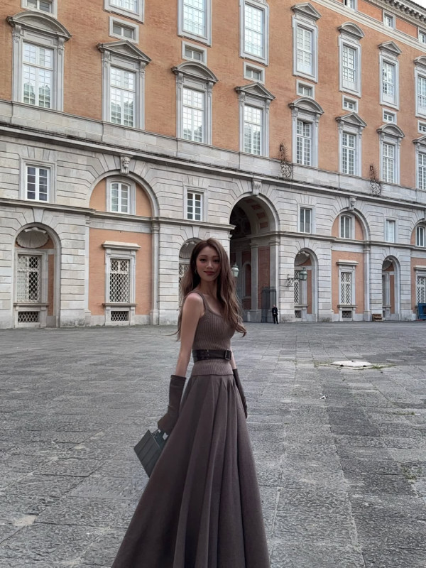 兩人合照欠默契（圖片來源：IG@heybiblee）