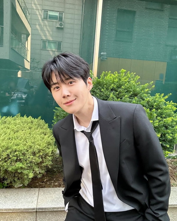 ISFP男生10大性格特質 （圖片來源：IG@seonho__kim）