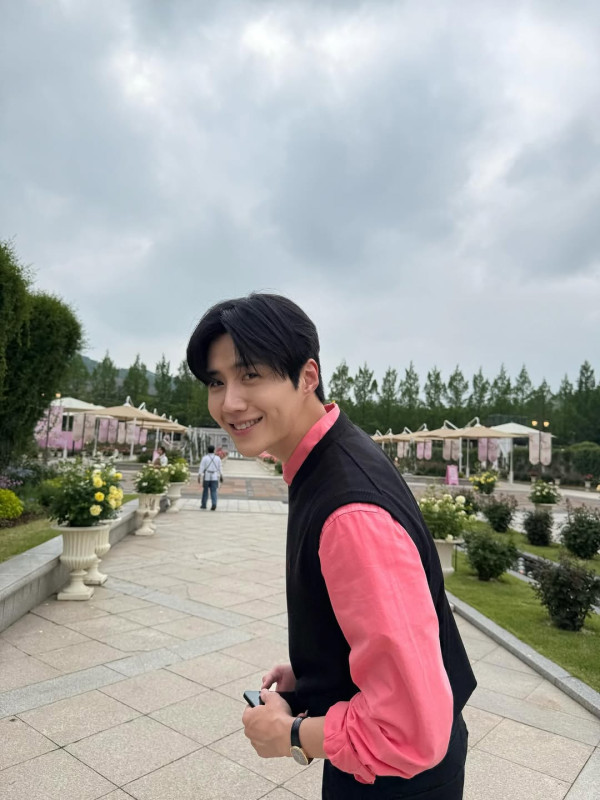 ISFP男生10大性格特質 （圖片來源：IG@seonho__kim）