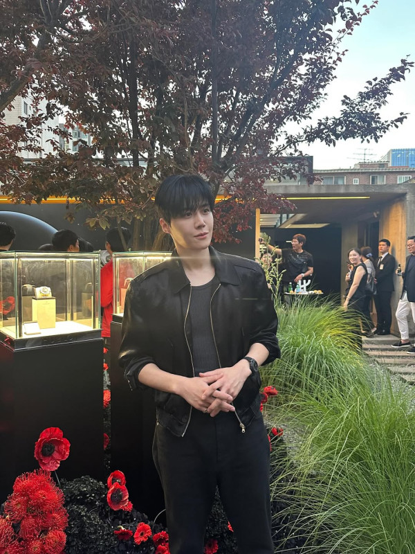 ISFP男生10大性格特質 （圖片來源：IG@seonho__kim）