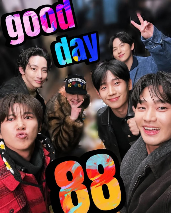 李光熙IG曾post出過他們拍攝《GOOD DAY》後的合照(圖片來源:IG@prince_kwanghee)