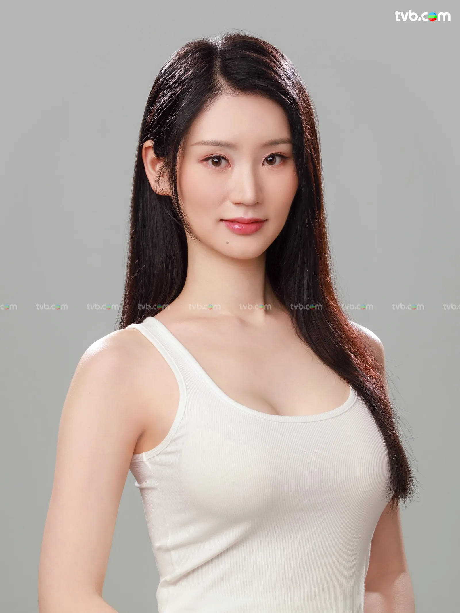 香港小姐2025丨港姐14位候選佳麗入圍名單誕生！大熱陳詠詩、施宇琪形象改造後初登場