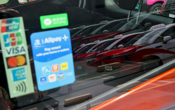 放榜｜考生疑放榜後放barcode上Threads 網民：諗住repeat？考評局指引咁講