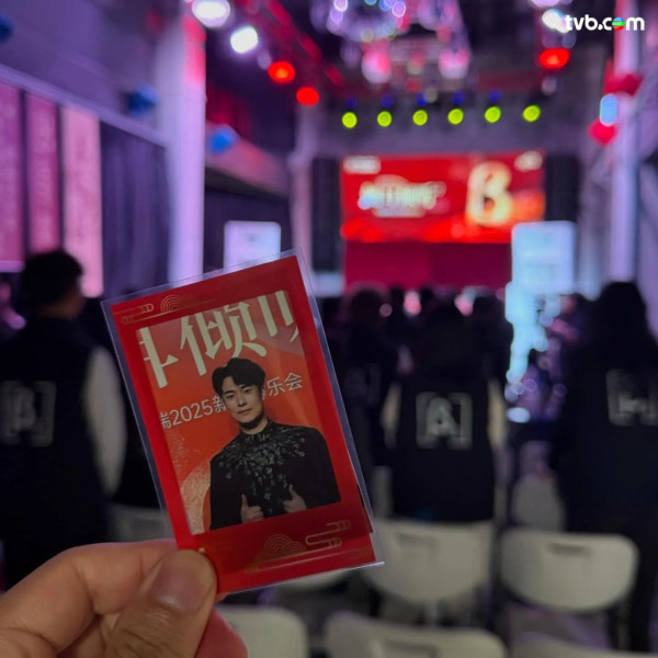 聲秀｜24歲張津銘金鳴遼寧人背景起底！退役軍人南下深圳做流浪歌手