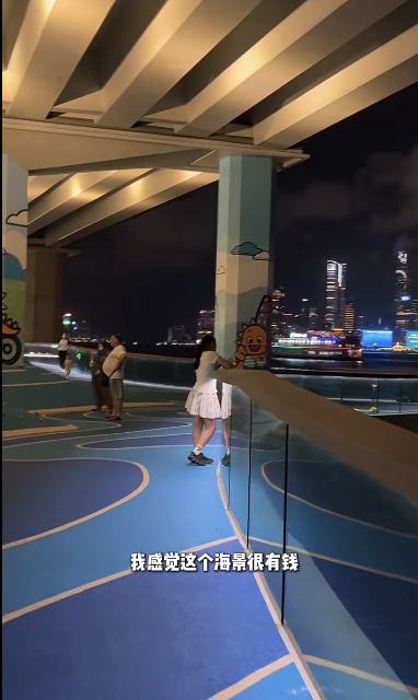 港漂女$4000住45呎劏房！列4大優點顛覆想像惹激辯：壓抑vs享受？
