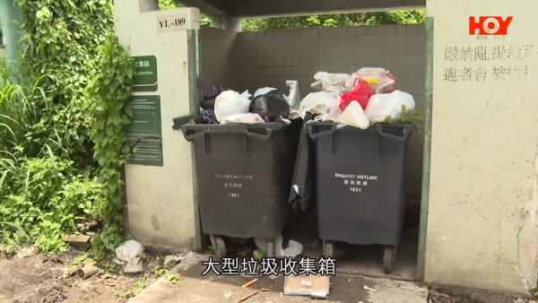 元朗屋邨垃圾站淪災難級「臭味炸彈」 遍地紙皮廚餘惡臭轟天！居民苦不堪言