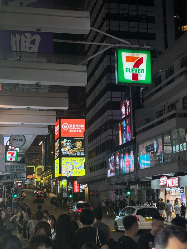 內地客大讚香港八大優點 超級有禮貌/街上整潔/有秩序很安全 