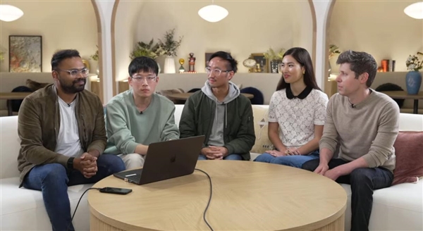 ChatGPT智能體！10 分鐘搞掂 PPT、金融分析 唯有一個缺點