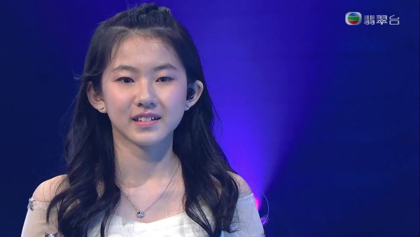 聲秀｜17歲冼奕瑜Jasmine背景起底！曾參與林子祥紅館演唱會 年紀輕輕獲獎無數