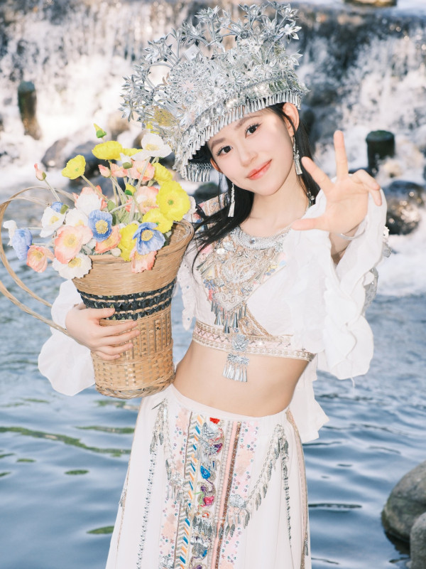聲秀｜16歲張欣翹Luna背景起底！官方評價宜古宜今能歌善舞可塑性高