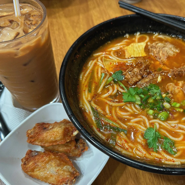 天水圍米線舖老闆娘5字「串嘴」回應食客要求 網民留言教事主幽默應對