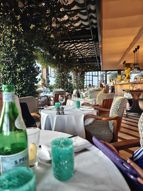 前港姐冠軍翁嘉穗歐遊遺失電話行李 教1招倫敦機場快速尋失物 