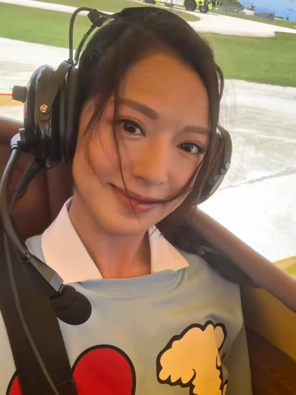 馮盈盈大晒塞班島性感比堅尼照！澎湃上圍白滑美背一覽無遺極火辣！
