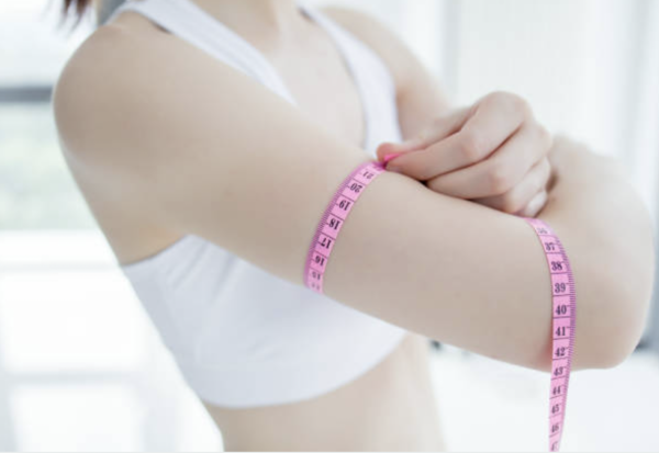 瘦手臂 圖片來源：iStock