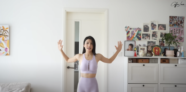 瘦手臂運動 圖片來源：Youtube@Coffee林芊妤