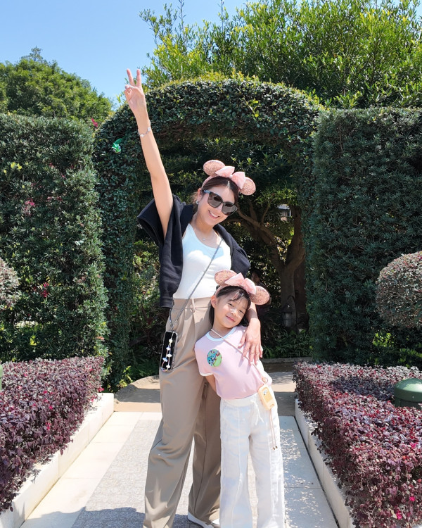 陳展鵬6歲囡囡「小豬比」空降TVB做童星？每年6位數學費栽培愛女不手軟