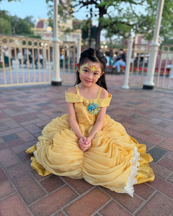 陳展鵬6歲囡囡「小豬比」空降TVB做童星？每年6位數學費栽培愛女不手軟