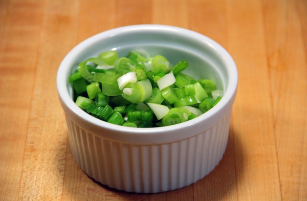 淋巴結腫大︱5歲男頸部生腫塊患末期癌症 營養師教吃3食物助抗癌