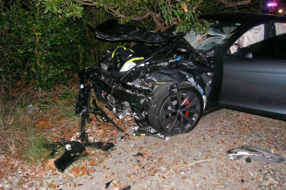 致一死一重傷車禍 Tesla自動駕駛車禍被判罰19億 敗訴原因非技術問題？