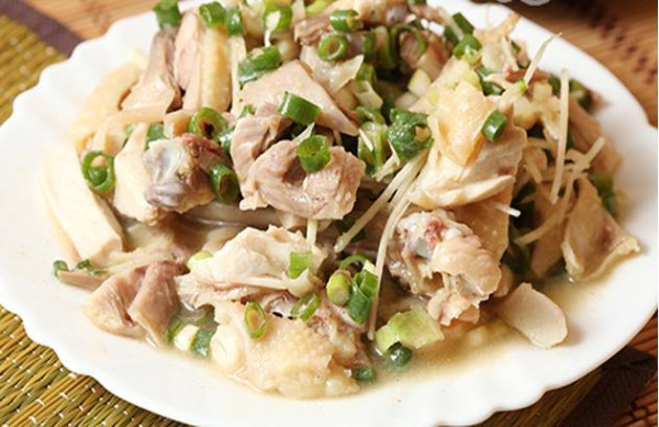 台北師大夜市必吃美食（圖片來源：FB@雞房重地脆皮鹹水雞–創始總店）