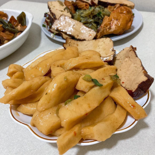 台北師大夜市必吃美食（圖片來源：FB@燈籠滷味師大創始總店）