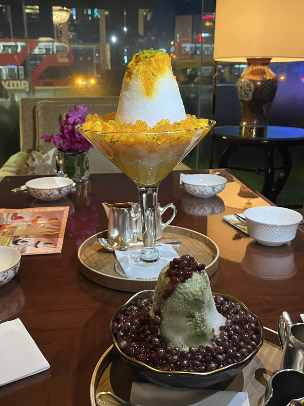 九龍香格里拉自助餐買二送一 任食避風塘炒龍蝦/燒乳鴿/燕窩蛋撻/刺身