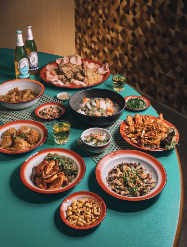 囍筷大排檔登陸銅鑼灣  口水花甲王/鍋塔蝦籽豆腐/脆皮芝麻雞  