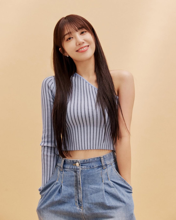 Apink鄭恩地翻唱〈Golden〉（圖片來源：IG@artist_eunji）