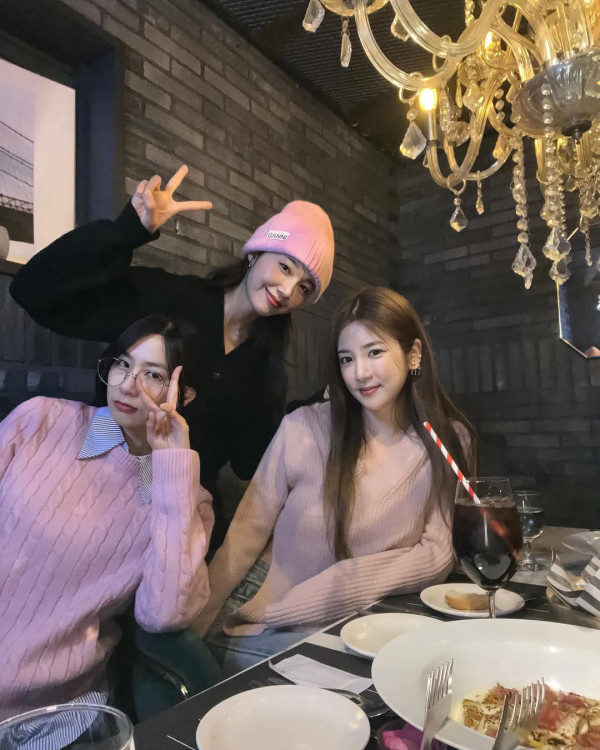 Apink鄭恩地翻唱〈Golden〉（圖片來源：IG@artist_eunji）